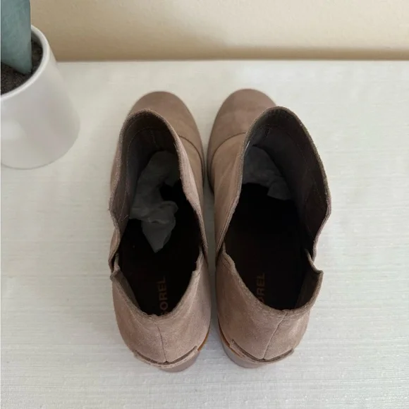 New SOREL Taupe Suede Slip In Heeled Ankle Boots - Picture 7 of 11